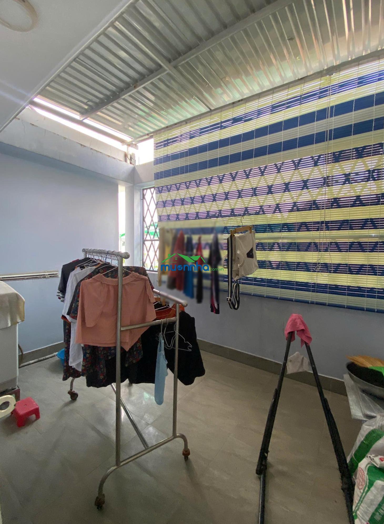 Giáp phú nhuận - khu dân trí cao! bán nhà đẹp hxh nguyễn thượng hiền (4x10m) sổ a4. 5 tầng - 5pn.