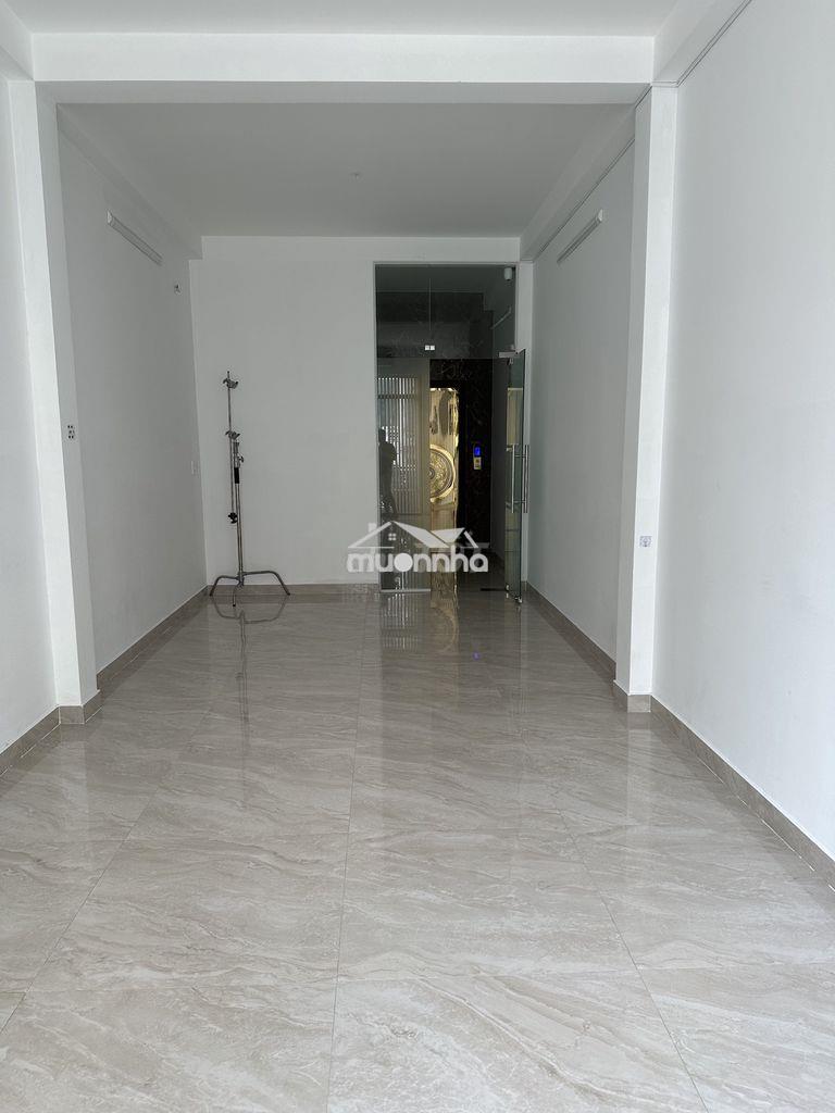 Cho thuê nhà mặt tiền nguyên căn đường huỳnh văn bánh - 3