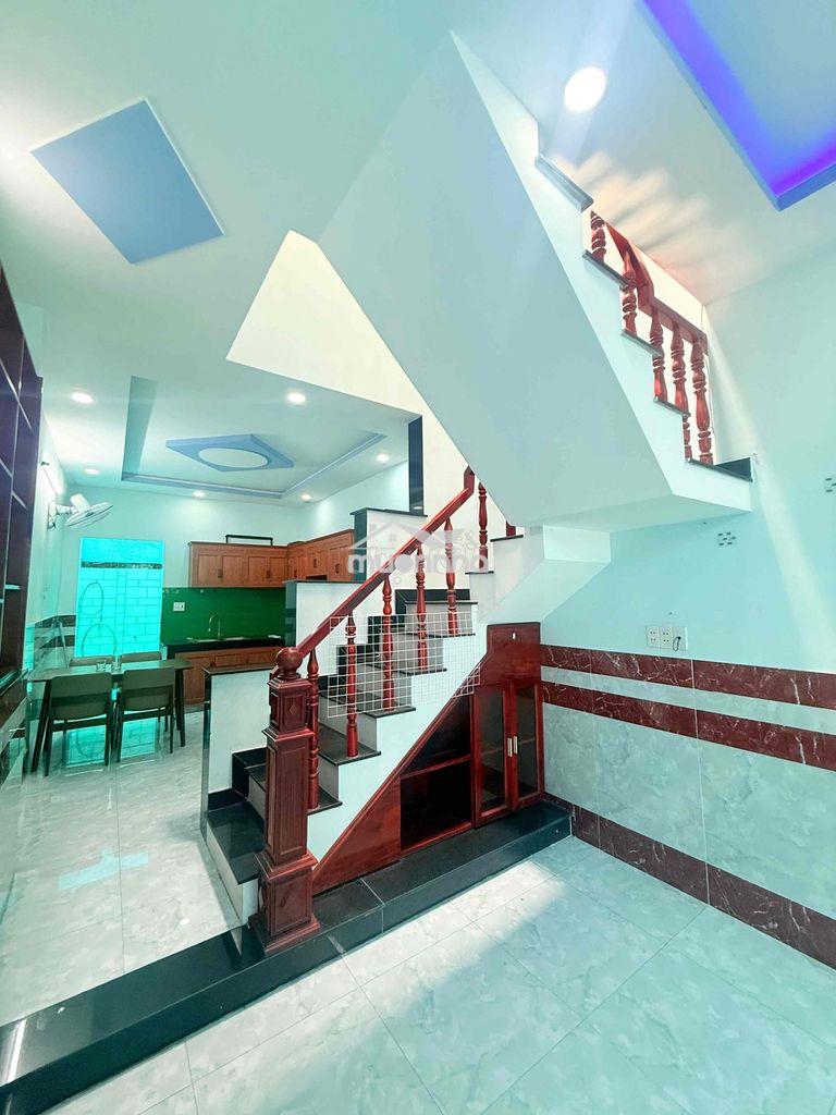Bán nhà 2 tầng btct tô ký, cvpm quang trung, nở hậu, 54m, giá 3.79 tỷ - 4