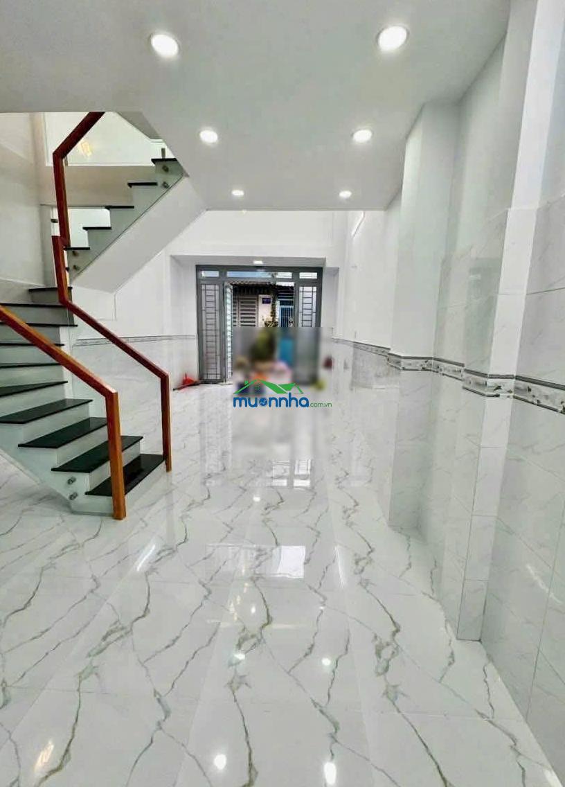 Chính chủ đứng bán nhà đẹp như hình dt 4 x 10m đúc lửng lầu 3pn 4 toilet hẻm thông 5m xe hơi - 3