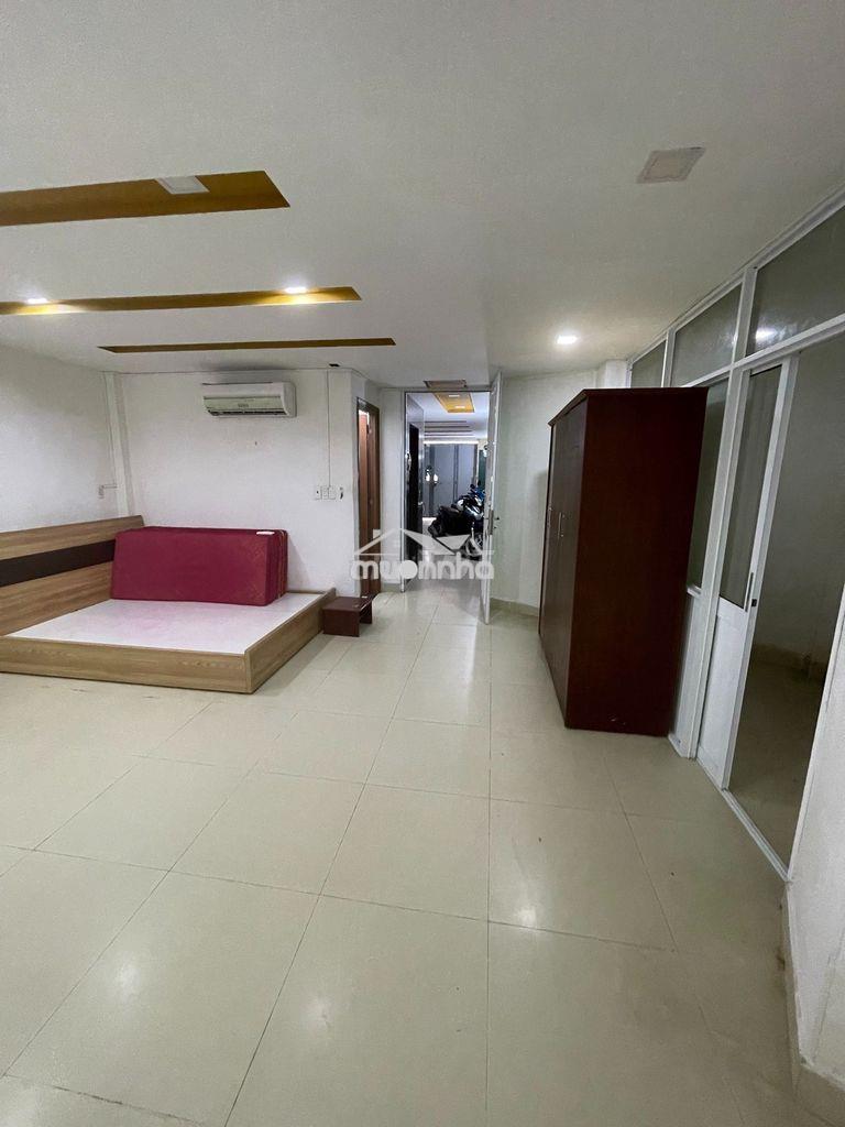Chính chủ cho thuê phòng đẹp 30m2 ngay đại học uef 6.8tr/tháng