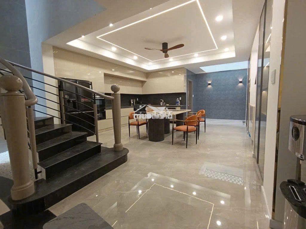 👉 Nhà rộng hxh cửu long_q.tb_8x20m, trệt 3 lầu, sẵn máy lạnh. - 4
