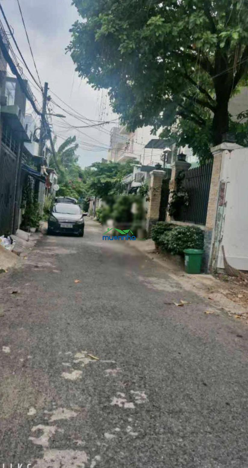 Bán nhà cấp 4 gần vinhomes grand park quận 9 diện tích: 70 m (ngang 5 m) nhà cấp 4, gồm 2 phòng