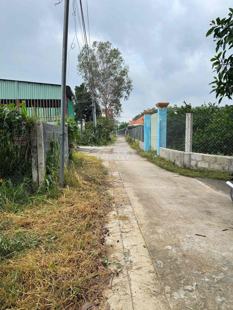 Chủ ngộp cần tiền bán gấp lô đất cách 100m đường lớn hương lộ 15 đang - 2