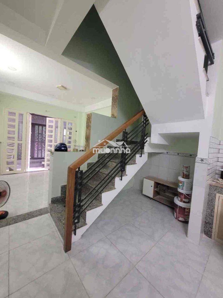 Nhà 2 tầng - 3.5x11m - xe hơi đậu ngay cửa - nguyễn thị thập tân hưng - 2