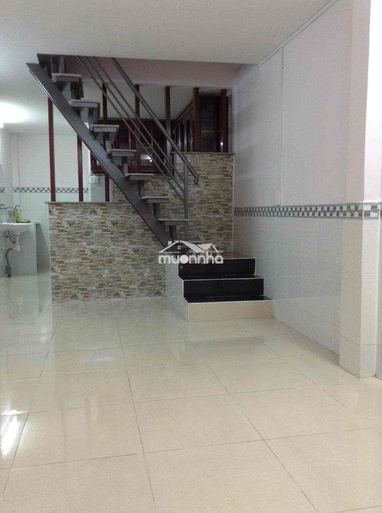 Nhà đường số 8 dt :3.3x13m 1 lửng 2 phòng - 3