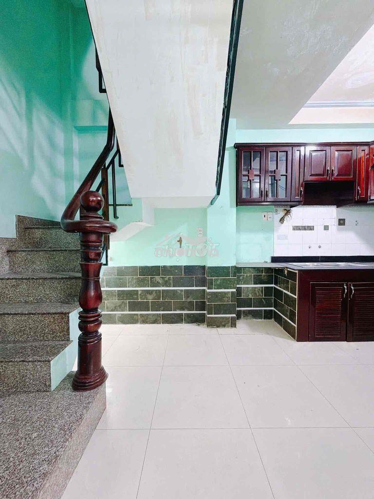 5 tầng đúc 50m² – 3.95tỷ còn thương lượng - 4