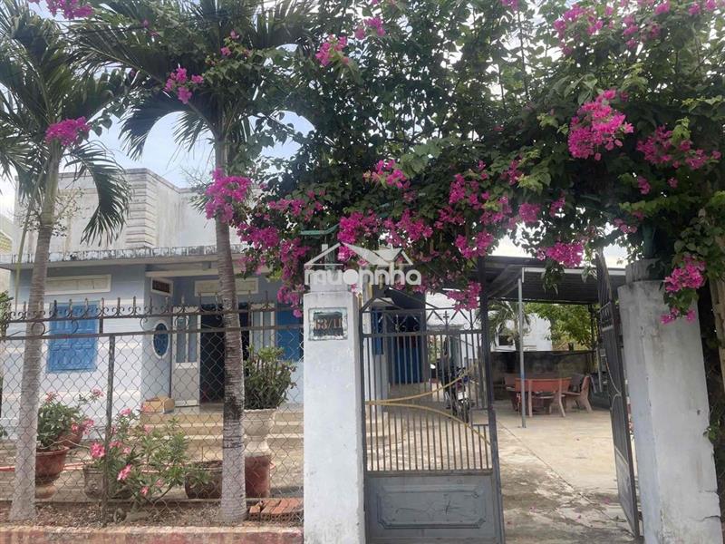 Nhà riêng rộng rãi ở tháp chàm