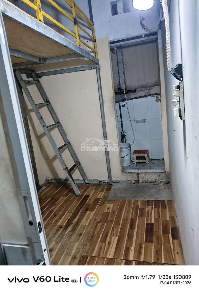 Phòng trọ cho 1 người ở có gác xếp lối đi riêng giờ giấc tự do - 2