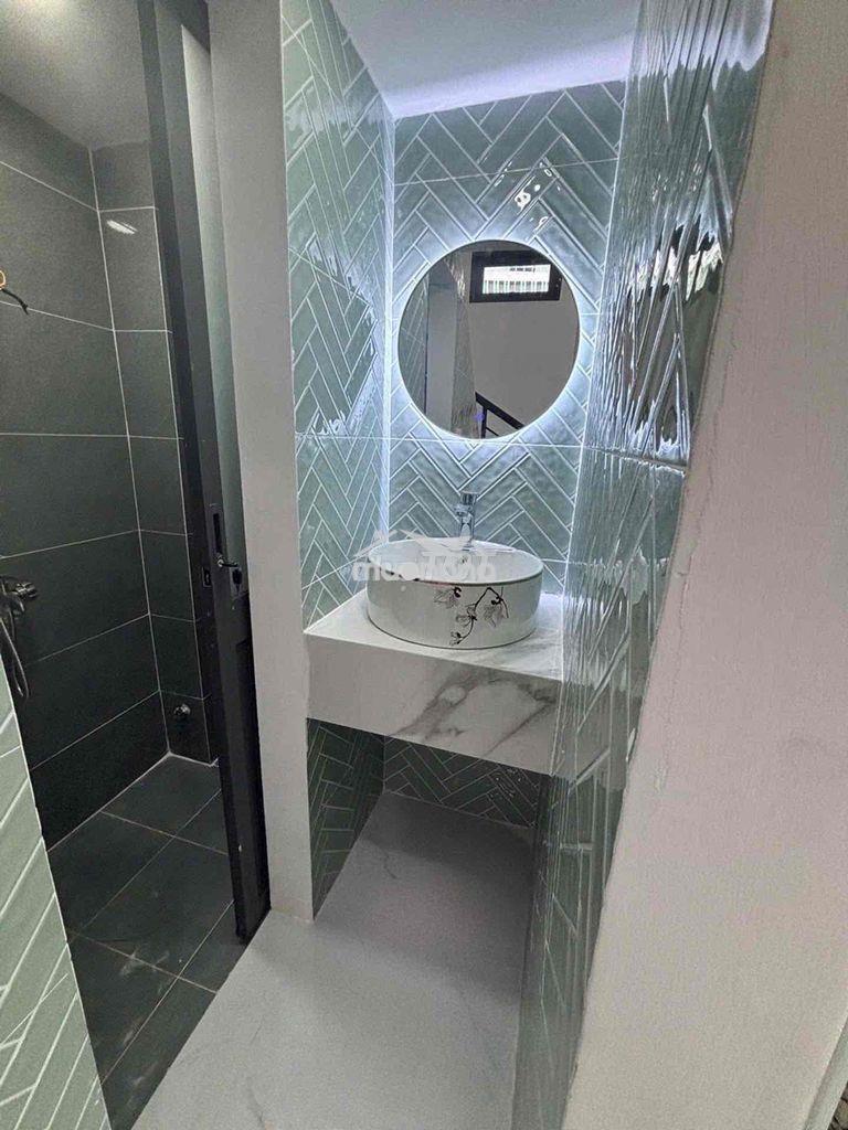 Ngay âu cơ, nhà 2 tầng, hẻm 3 gác thông thoáng, dọn vào ở ngay, giá 2. - 2