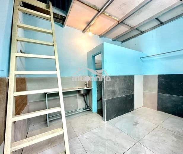 Phòng trọ , có gác ,wc, 355 đào trí , phú thuận , quận 7