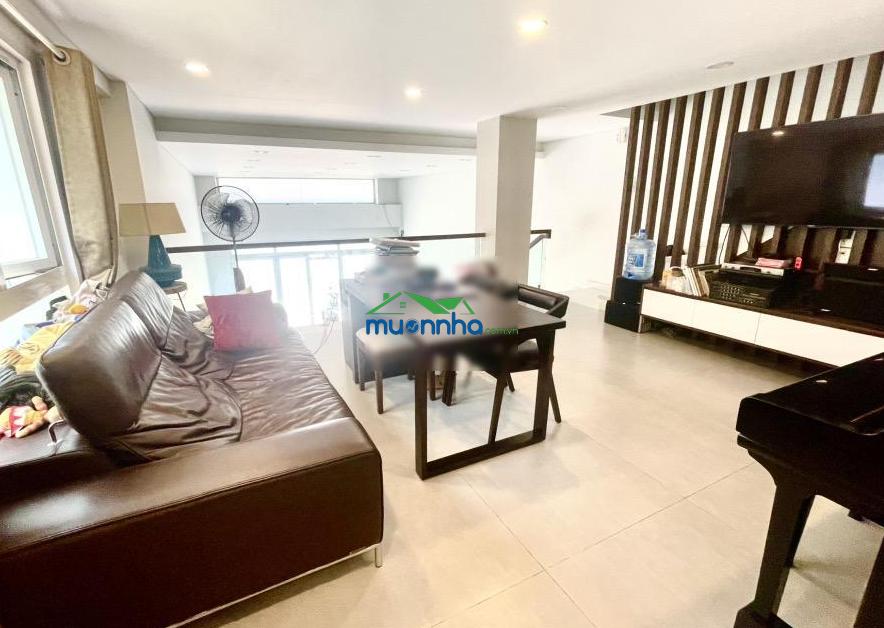 Chỉ hơn 15 tỷ đồng!!! có ngay nhà dòng tiền lớn quận 1 - 2