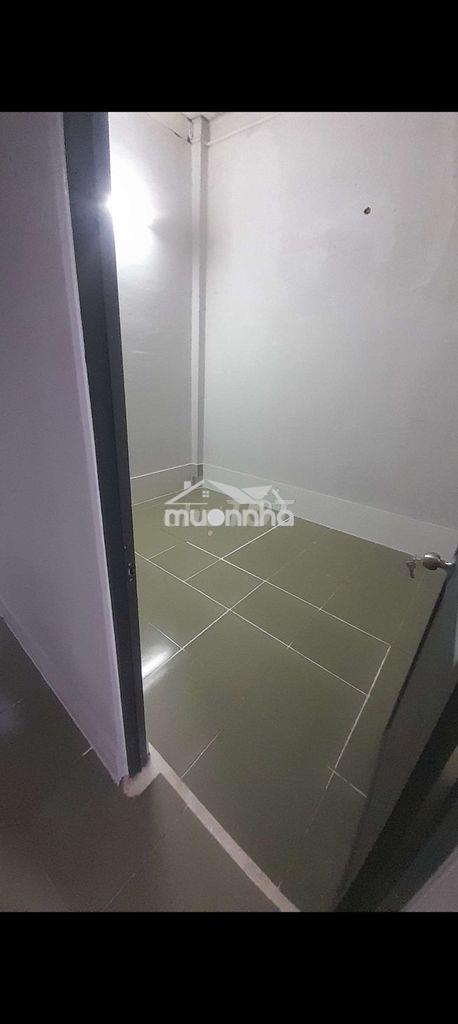 Nhà sạch sẽ dt sd 90m²,nhà c4,gác lửng 2pn ,1 wc ,sân rộng thoáng - 3