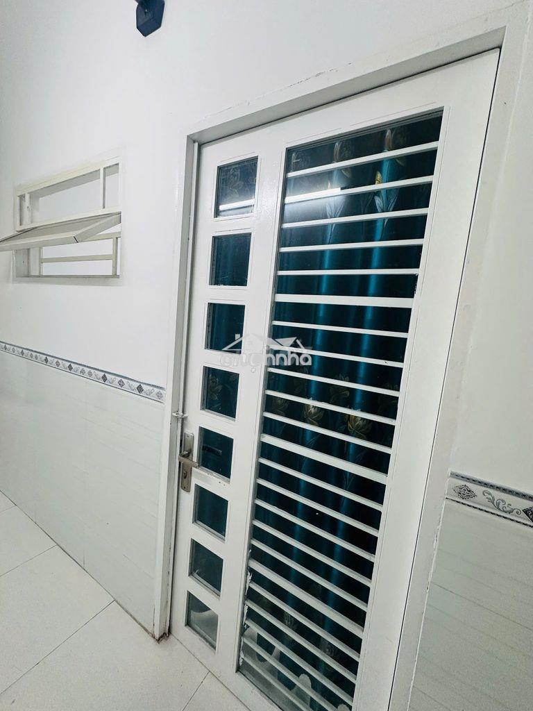 Cho thuê nhà trọ đẹp q.9. giá 2,3tr : dtsd : 18m2. - 3