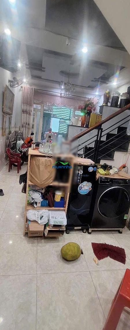 4x10m, nhà đúc chắc chắn 1 trệt 2 lầu, 3pn - 2wc, ban công, giếng trời. sổ hồng riêng sang tên ngay - 3