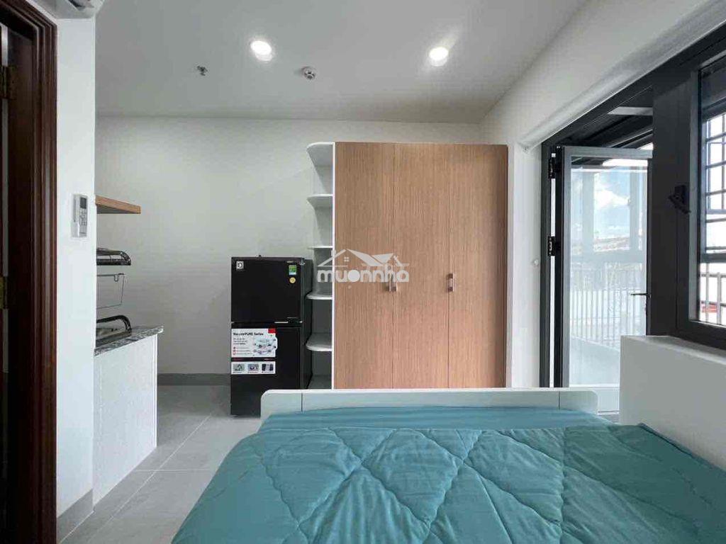 Cho thuê căn hộ ban công phường hoà hưng quận 10 gần vạn hạnh mall - 2
