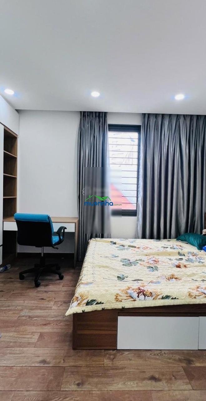 Nhà đẹp 4 tầng, 4 pn, 54m2, hẻm xe hơi, gần hàng xanh, giáp quận 1 - 3