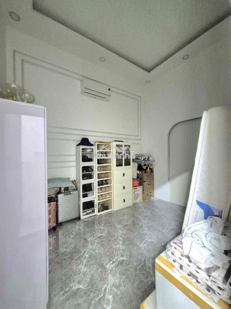 Cho thuê nhà nguyên căn 2pn dt 5x20 nhà trệt có 3 máy lạnh - 2