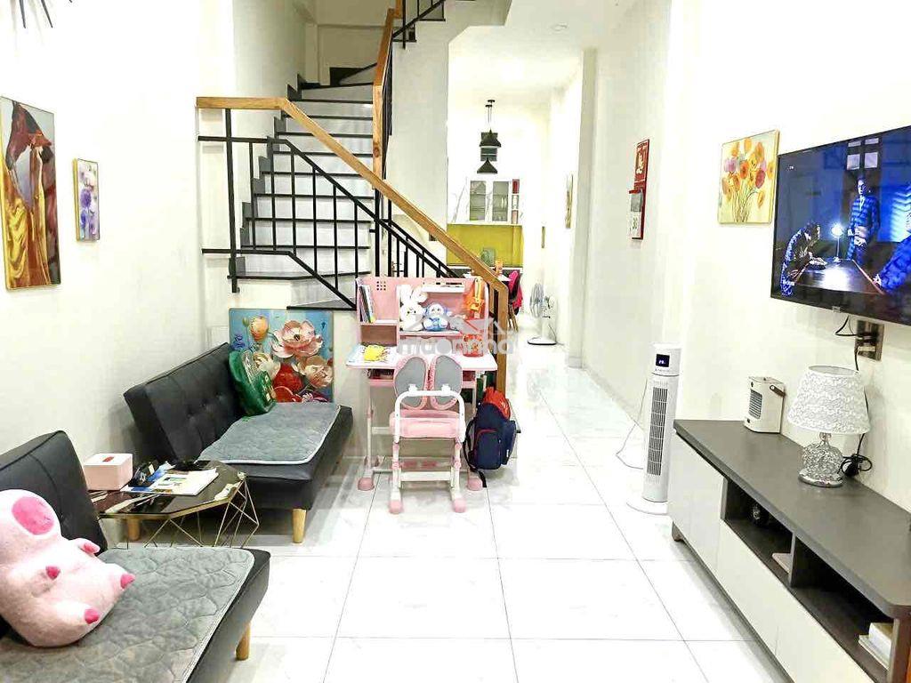 Hơn 4 tỉ - nhà hiện hữu hoàn công- 40 m2 gần mặt tiền- hẻm 3m - 2