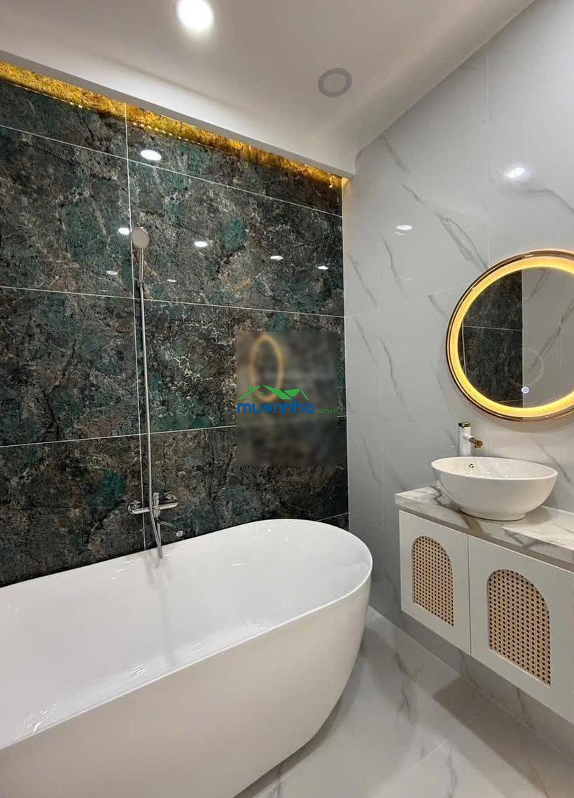 Bán nhà đẹp hẻm xe hơi đến nơi huỳnh tấn phát, nhà bè | full nội thất | 4pn | giá 8,6 tỷ