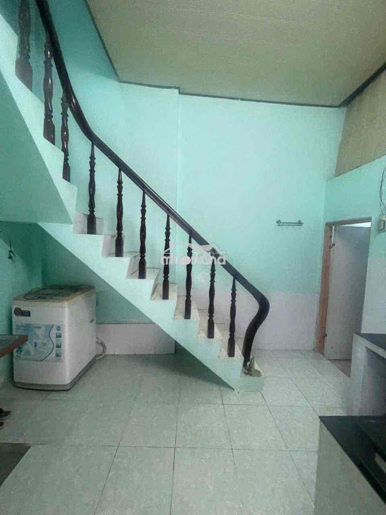 💎 💎 💎 Nhà gần sân bay 4,5❌10m trệt lầu 2pn 1wc giá chỉ 8 triệu còn gảm - 2