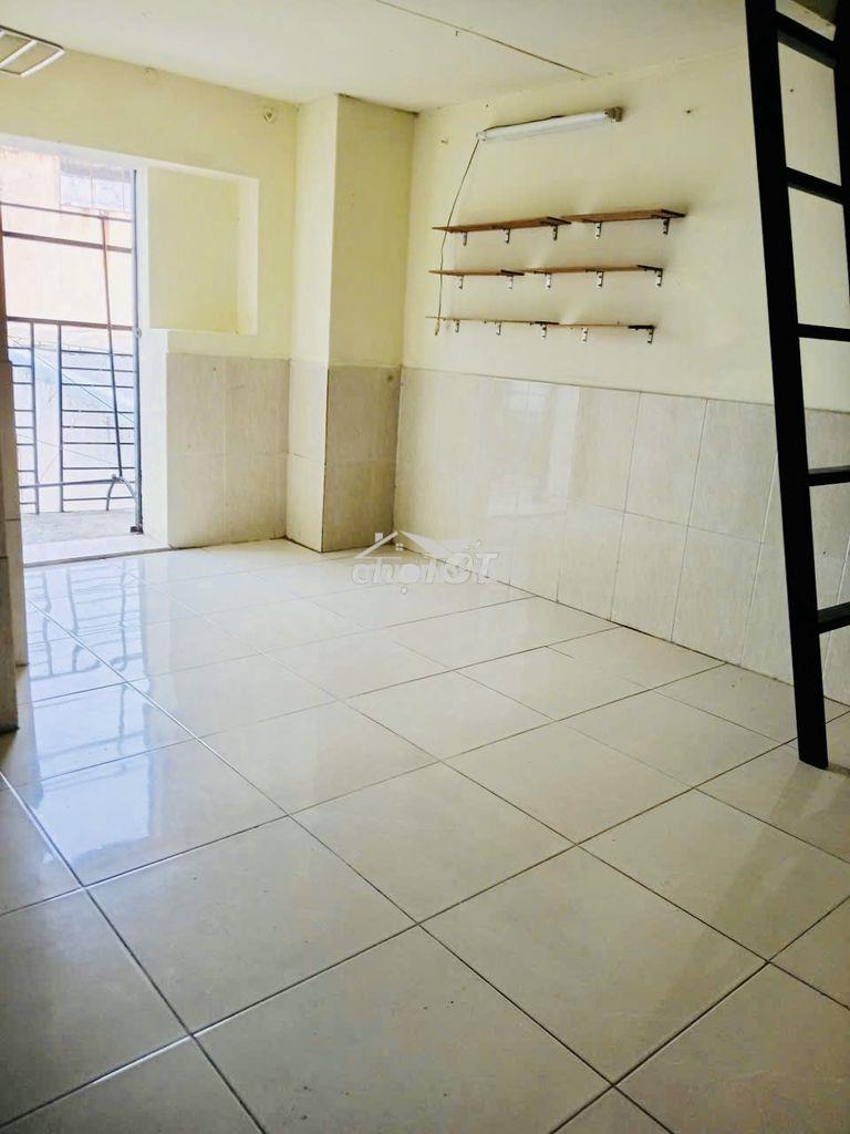 Phòng trọ thoáng sạch nguyễn kiệm