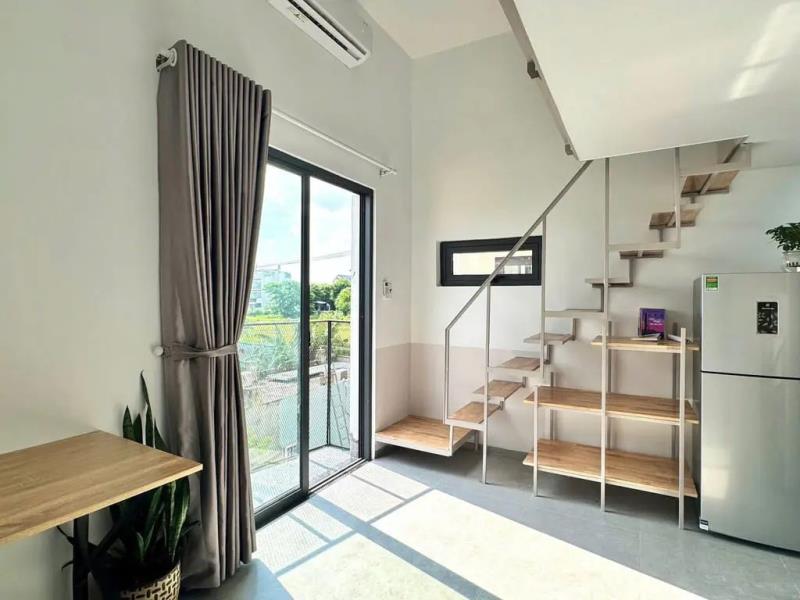 Duplex- ban cong cửa sổ trời- full nội thất- mới toanh