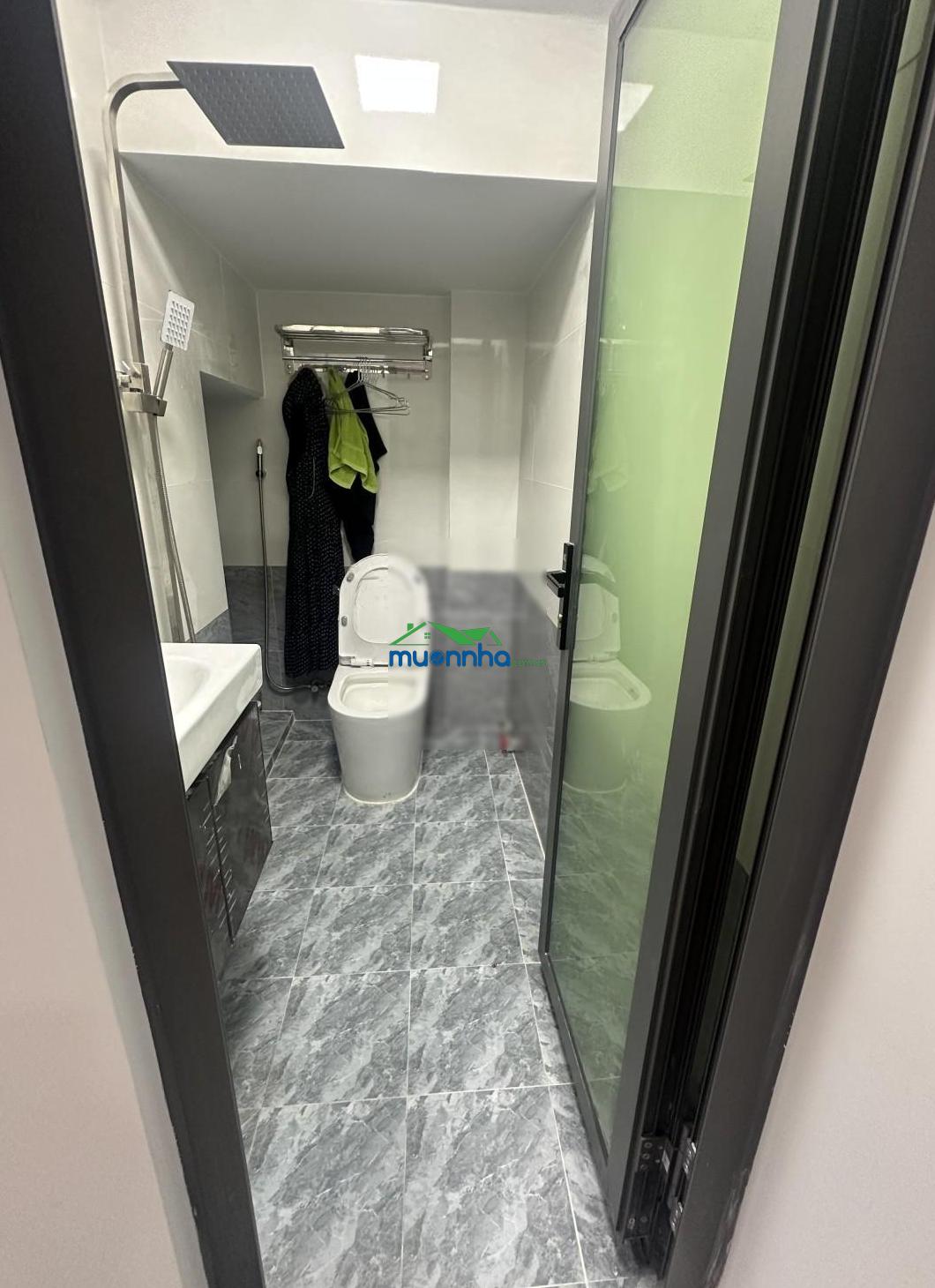 Nhà đẹp sát mt lũy bán bích, hòa thạnh, 4.4x15m vuông a4, 3 tầng btct, 3pn, shr, chỉ 6.55 tỷ tl