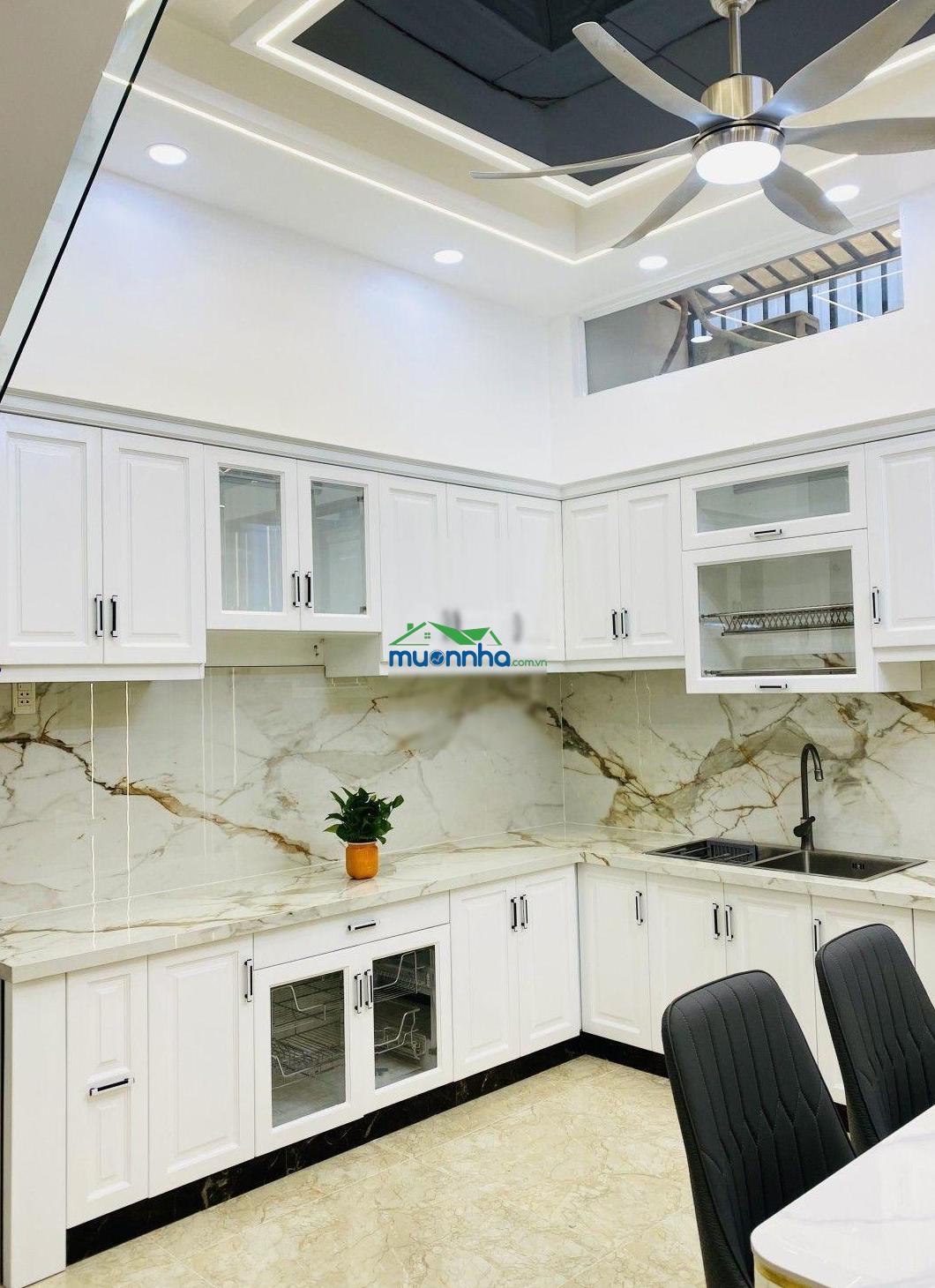 Nhà đẹp-hẻm 8m-hoàng quốc việt-q7-kế bên phú mỹ hưng-4 tầng-(4,2x12m)-nhỉnh 10 tỷ - 2