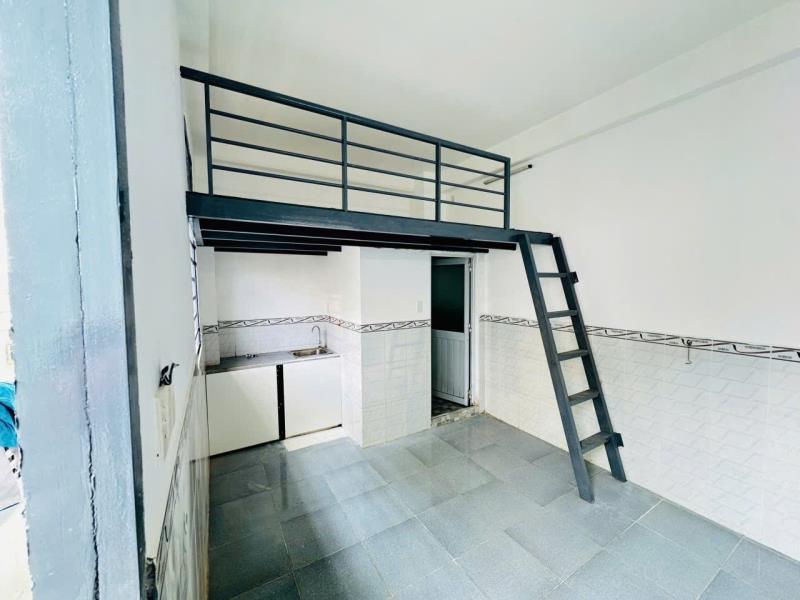 Phòng trọ có gác ngay đại học văn lang cơ sở 3 - 3