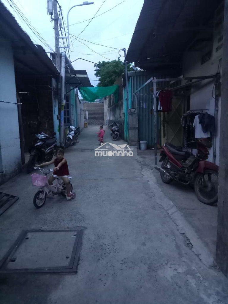 Nhà rộng phan văn hớn, 4mx20m, lửng đúc, 2 phòng ngủ, hẻm xe hơi - 4
