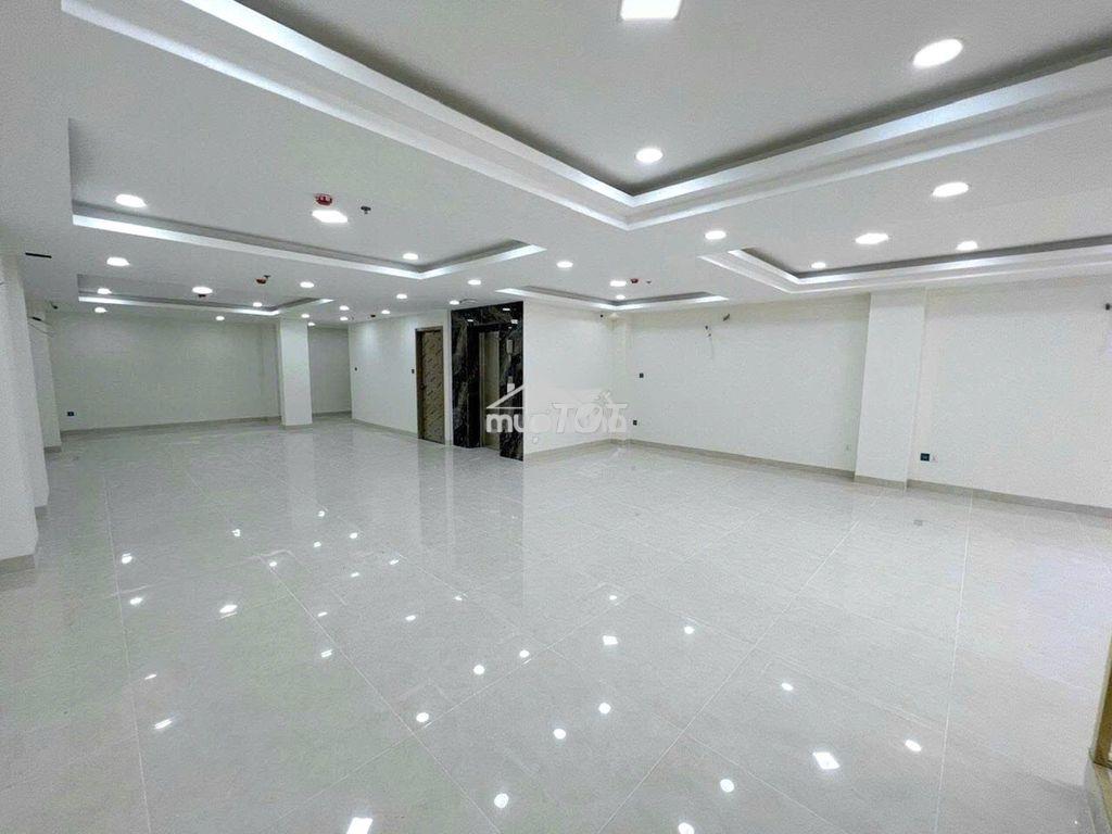 Cho thuê toà văn phòng khu an phú dt 950m2 - thang máy giá 100 triệu - 4