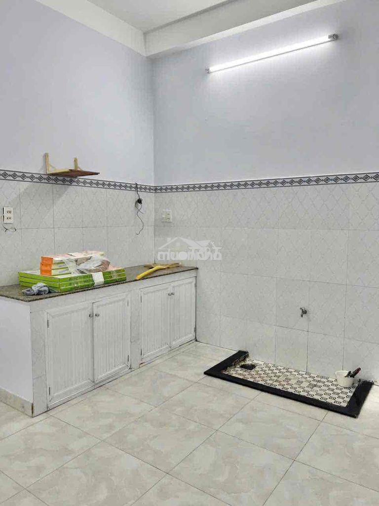 ✅Nhà [ 4 x 12] 2 lầu st ( 2pn,3wc) ,đưởng gò xoài ,bình tân - 4