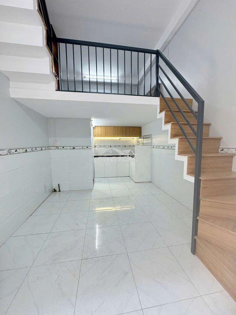 Nhà trệt lửng lầu, nhà nhỏ mà công năng đầy đủ - 2