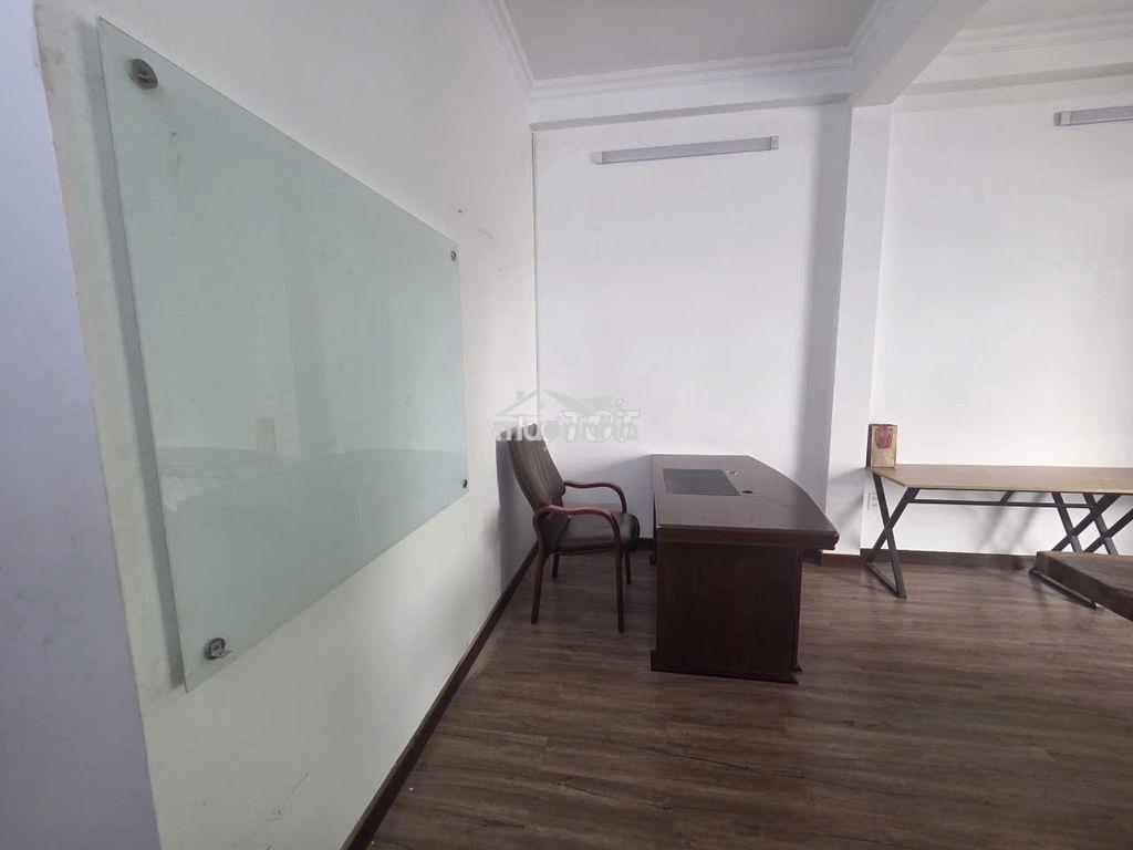 Cho thuê văn phòng công ty tại tầng 1 – nguyên sàn 100m2 - 2