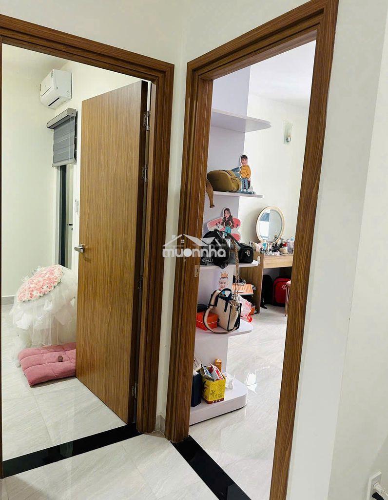 Stown sổ hồng 2 phòng dt70m2 giá 3.6 tỷ - 3