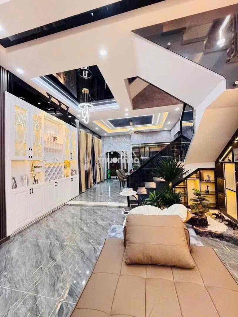 Nhà phố hoàn công nội thất siêu hiện đại - 2