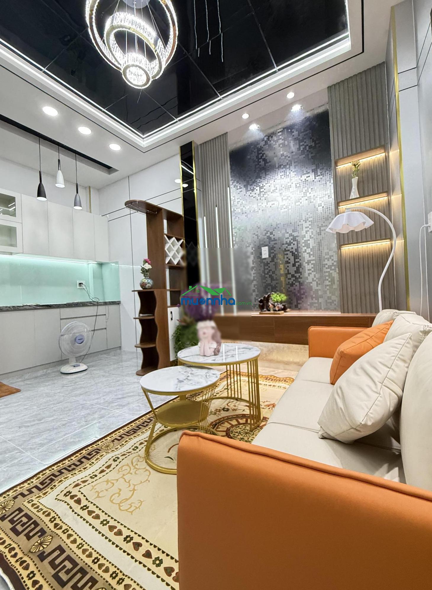 Nhà đẹp, sổ hồng riêng, 1t, 1 lầu, sát vách mt