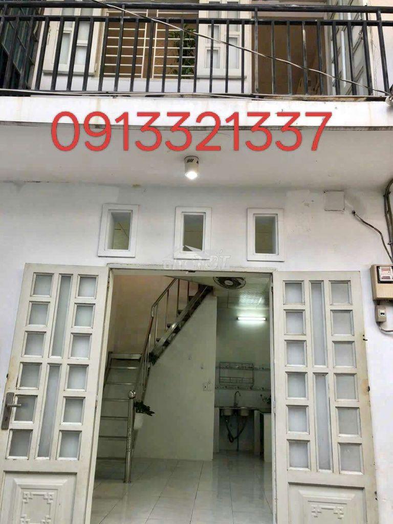 Nhà nnc 1 triệt 1 lầu 2wc cho thuê lâu dà,i gần ngã tư hoàng quốc việt