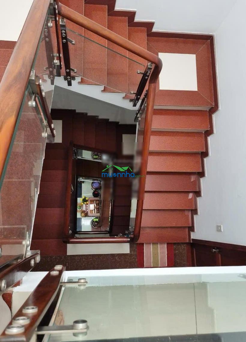 Nhà 4 tầng + sân thượng đường nhựa 10m kdc nam long phú thuận - quận 7