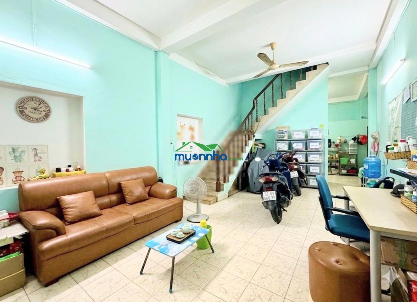 Nhà chính chủ gấp bán, 3 tầng, ngang 5.5m, đối diện vincom quang trung, nhỉnh 6tỷ - 2