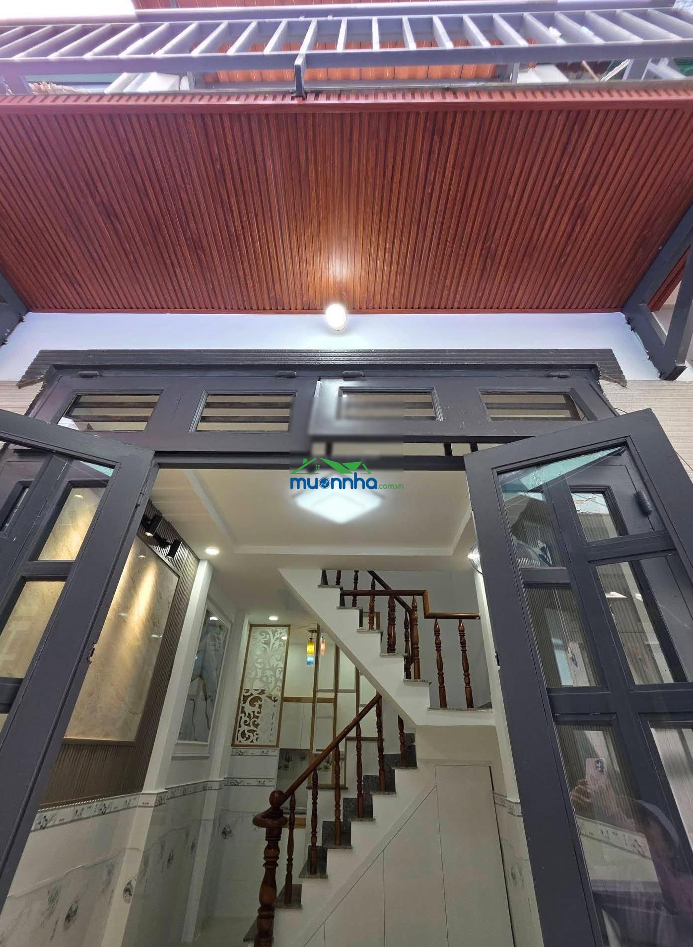 Bán nhà khu dân cư 100% ngay ql1a gần trường học đi đâu cũng tiện