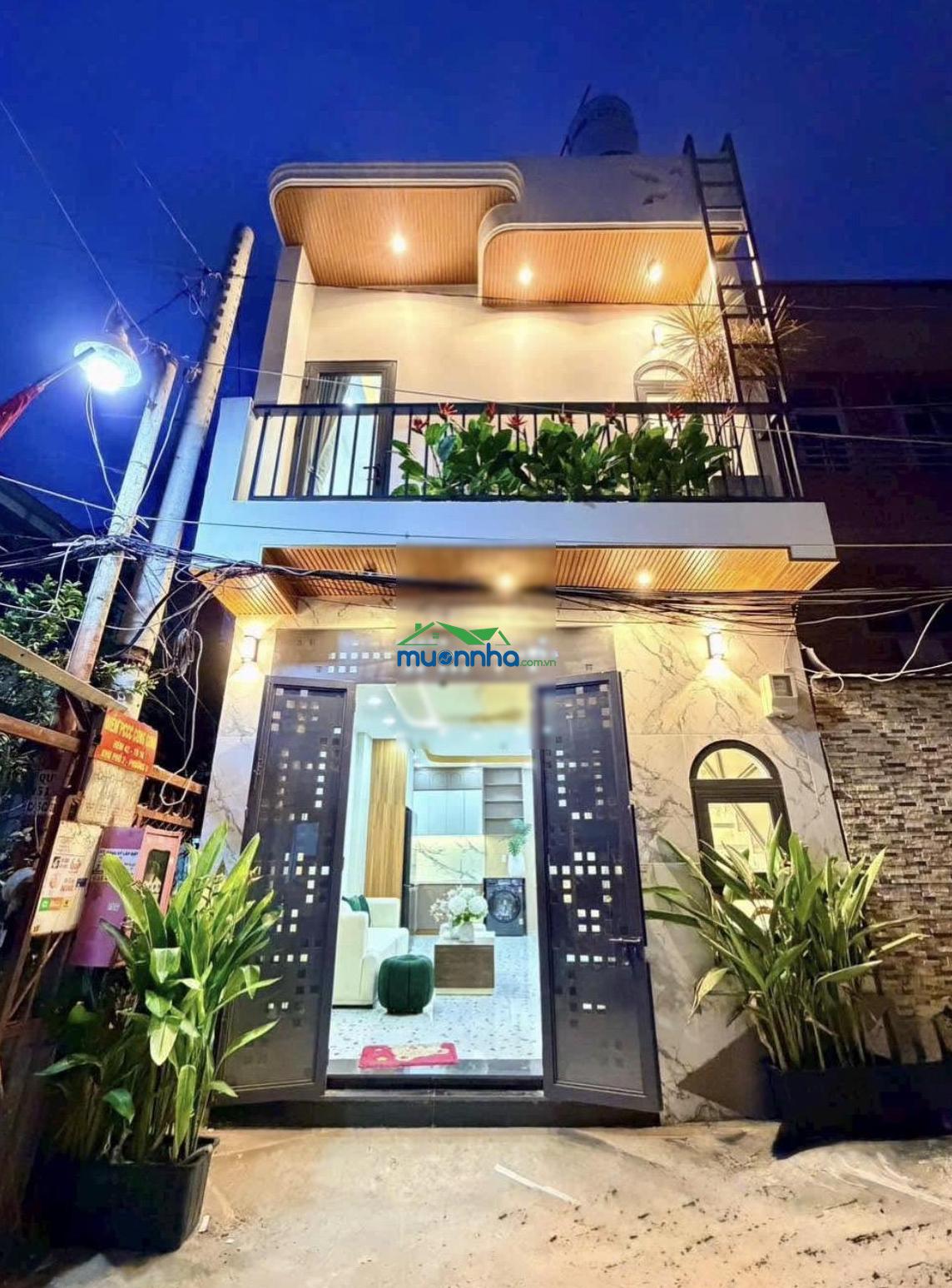 Nhà đẹp như thế này mà không chịu vào ở còn phải đi ở nhà thuê, em cũng chịu! hẻm ô tô 4m gần chợ - 2