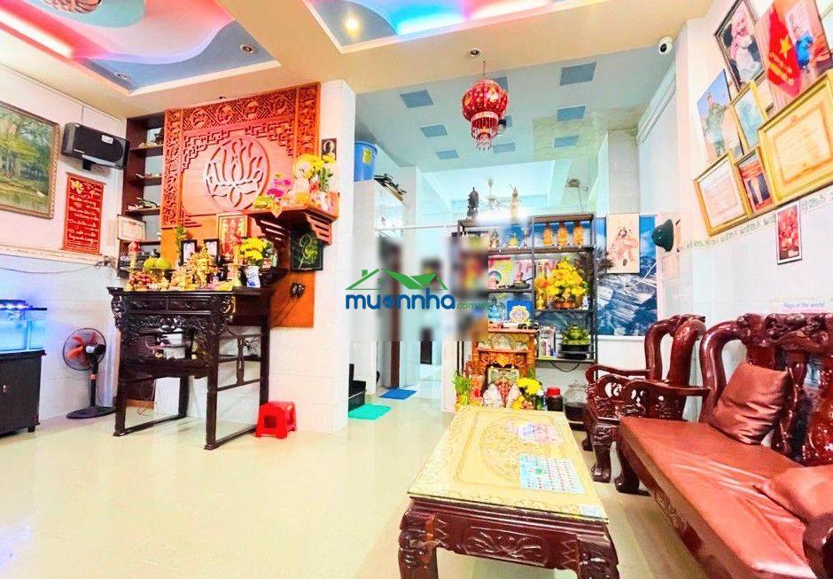 Nhà chính chủ gấp bán, ngang 6.2m vuông vức, 4 tầng bề thế, xe hơi trong nhà, gần siêu thị emart 2 - 2