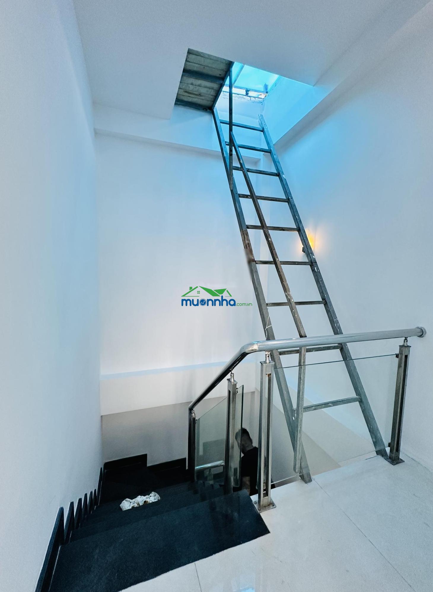 Hẻm trường chinh - nhà 3 tầng btct - ngang 5m - 5x9m - nhà xây mới đẹp lung linh - 2