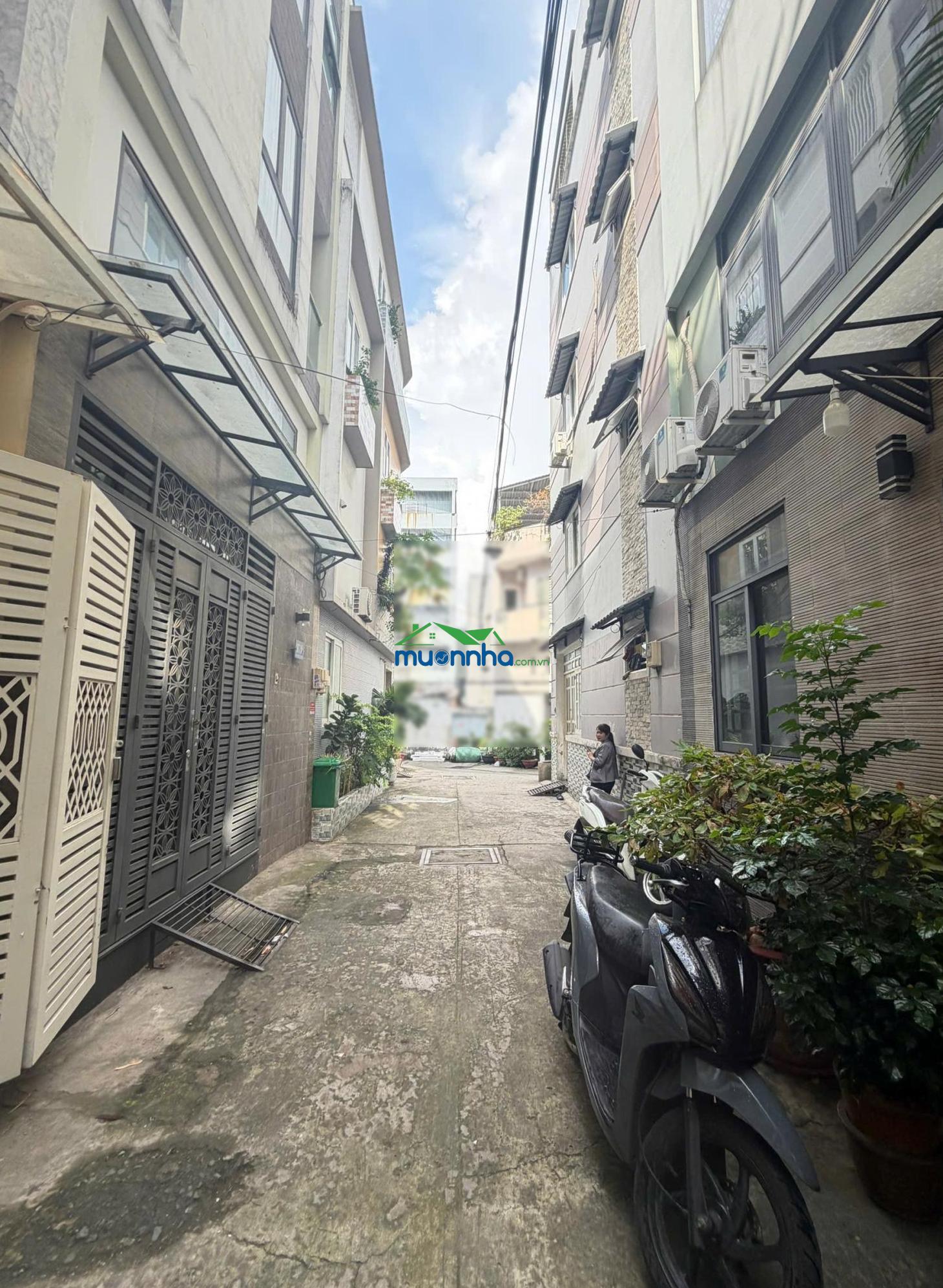 Siêu phẩm bình thạnh 5 tầng btct - hẻm xe hơi tới cửa - ngang 4,8m - khu phân lô an ninh lý tưởng - 4