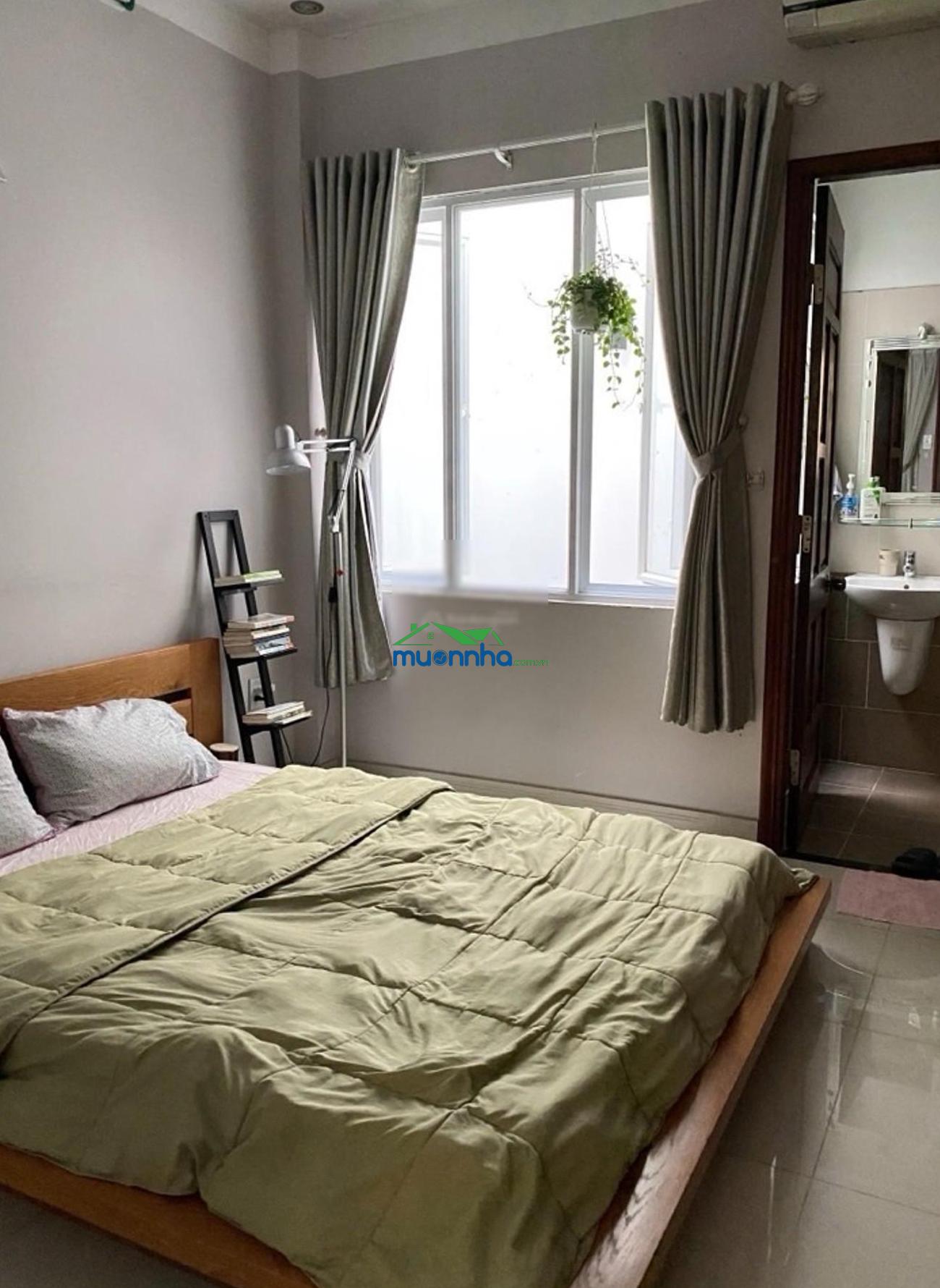 Siêu phẩm 3 tầng-xô viết nghệ tĩnh -bình thạnh-hẻm xe hơi-dt 4.3x16m-chỉ 12.x ti-tlchính chủ.