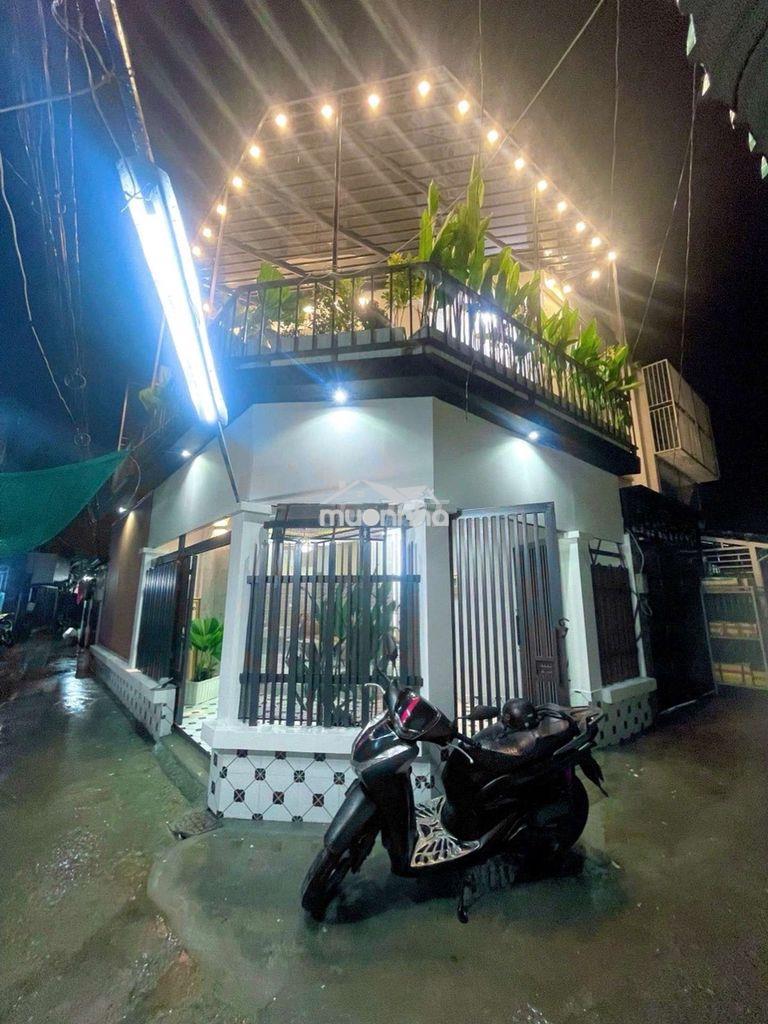 Nhà góc 2 mặt tiền _ 5m x10m _hẽm vf3_huỳnh tấn phát_ nhà bè
