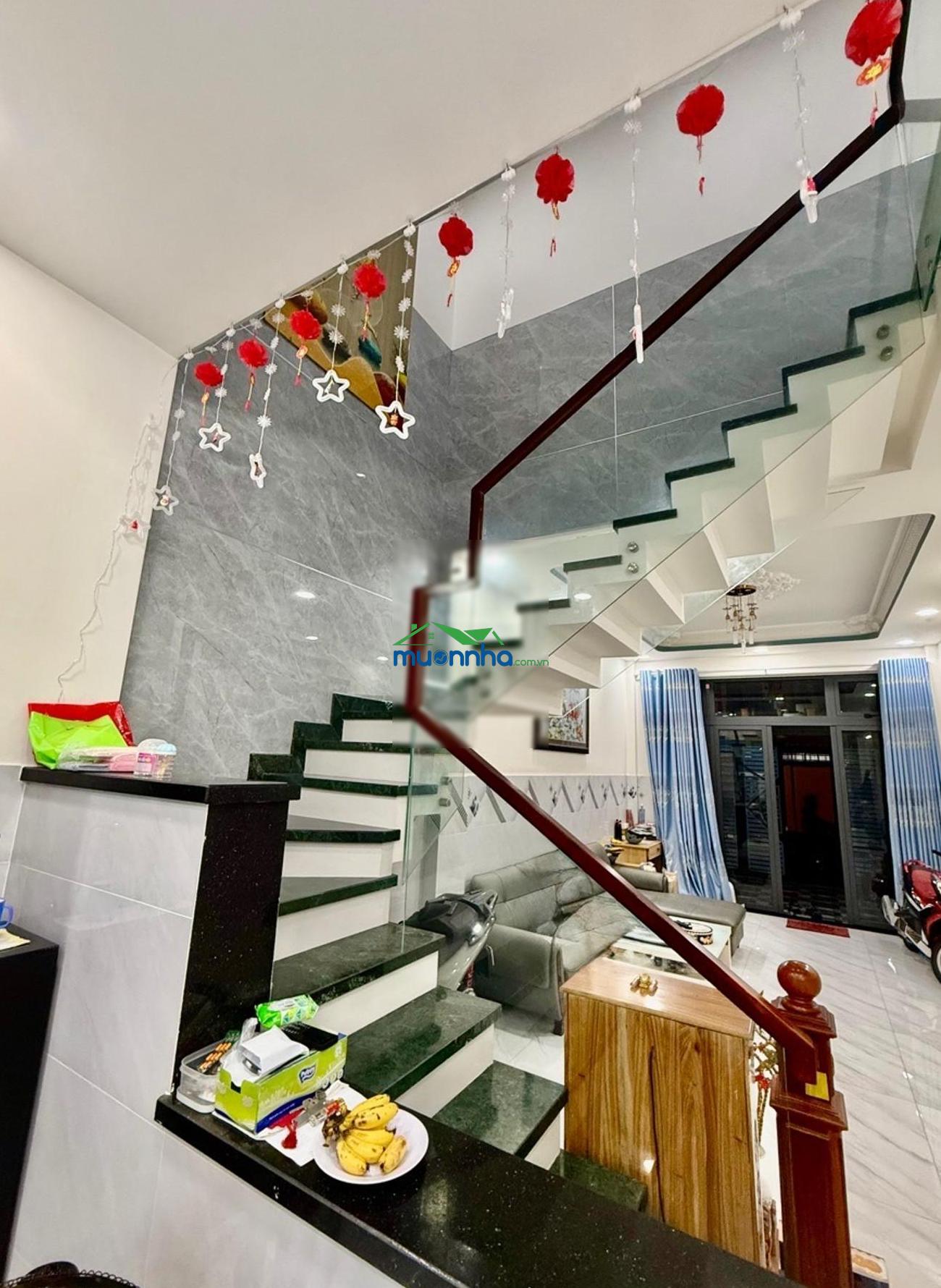 Hiếm. 4 tỷ hơn. dt 4.5x15m. 2 tầng. hẻm xe hơi. hương lộ 2. lê văn quới. bình trị đông. q. bình tân - 2