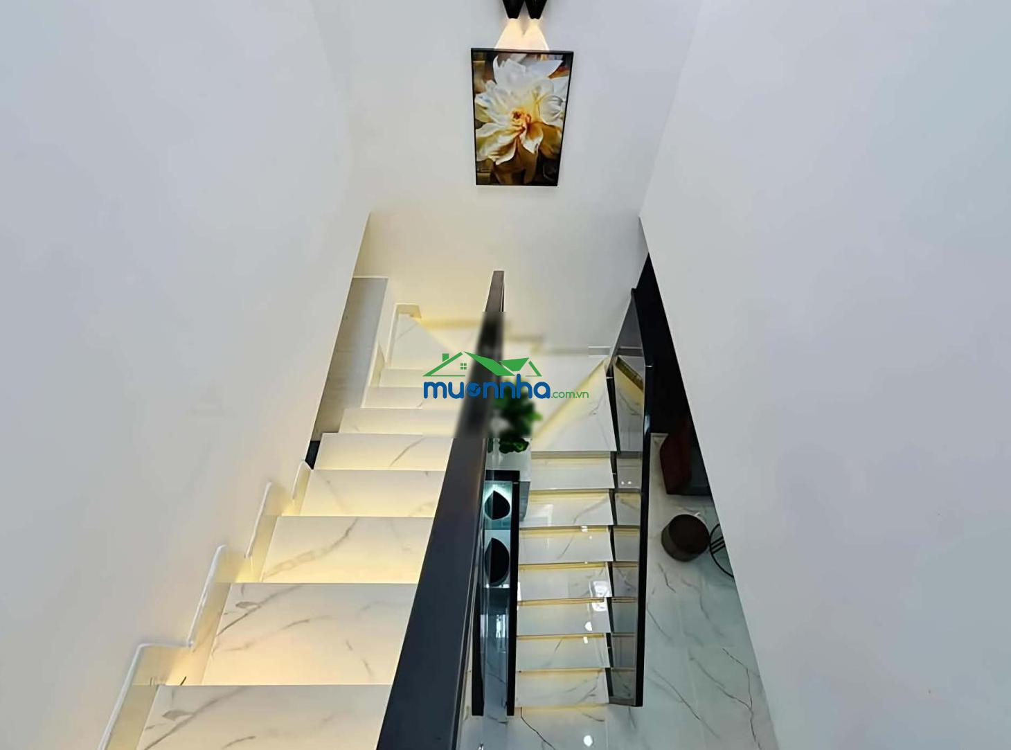 Hẻm xe hơi - phan huy ích - 2 tầng mới - full nội thất - có phòng ngủ dưới trệt - 40m2 - 4.25 tỷ - 2